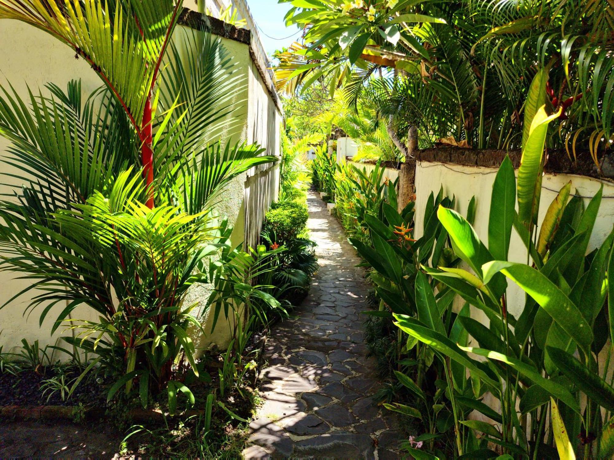 Nipuri Resort And Villas Seminyak By Kamara Exterior photo