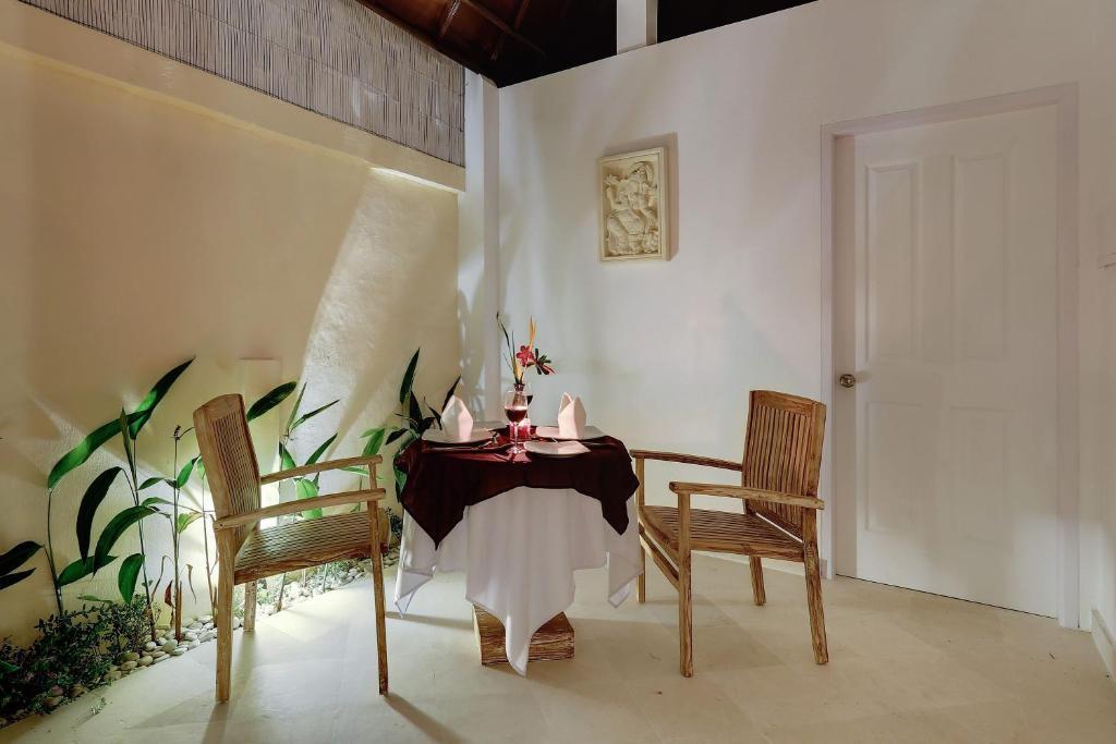 Nipuri Resort And Villas Seminyak By Kamara Room photo